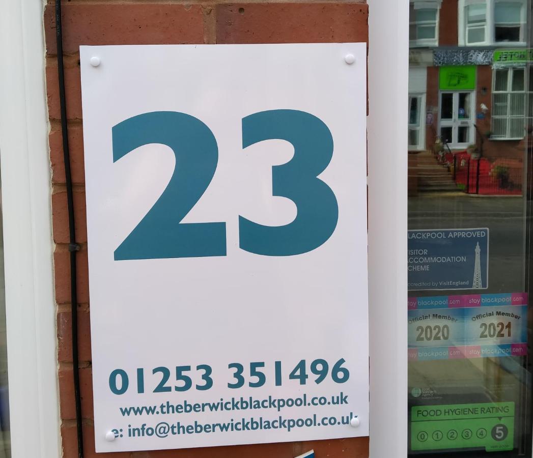 The Berwick - Over 40'S Only ブラックプール エクステリア 写真